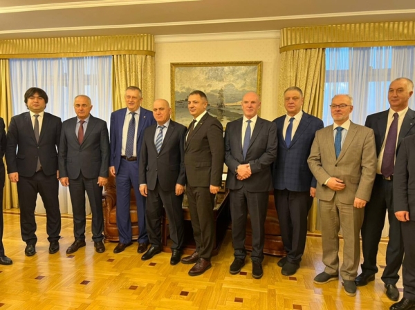 ЗАВЕРШИЛАСЬ РАБОЧАЯ ПОЕЗДКА БЕСЛАНА ДЖОПУА В ЛЕНИНГРАДСКУЮ ОБЛАСТЬ