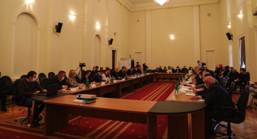 В Правительстве обсудили пути развития сельского хозяйства в Абхазии